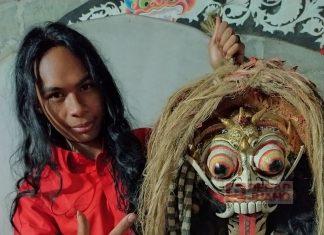 CKJ Diha: Karya Topeng ini Wujud Kecintaan Saya Terhadap Budaya