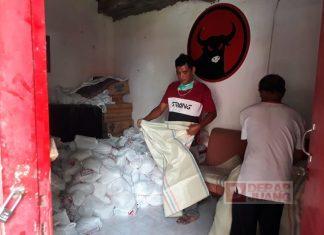 DPC PDI Perjuangan Demak Siapkan Bingkisan Lebaran