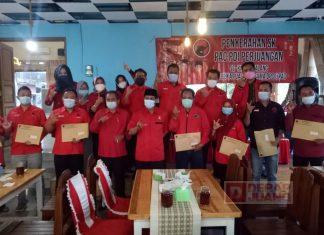 DPC PDI Perjuangan Pemalang Serahkan SK Kepengurusan PAC