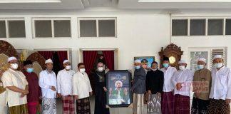 Idul Fitri, Sri Sumarni Silaturahmi dengan Hababul Mustafa