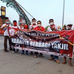 Indahnya Berbagi Takjil DPC PDI Perjuangan dan Taruna Merah Putih Grobogan