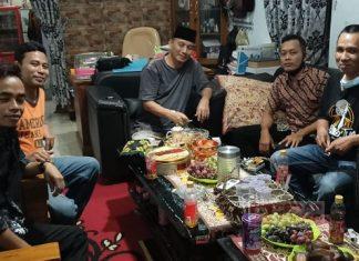 Jalin Silaturahmi, Kader Banteng Kabupaten Tegal Sambangi Kediaman Rustoyo