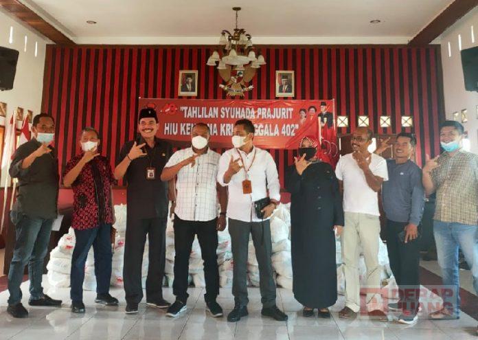 Jelang Lebaran, Sarwono Berikan 1.600 Paket Sembako