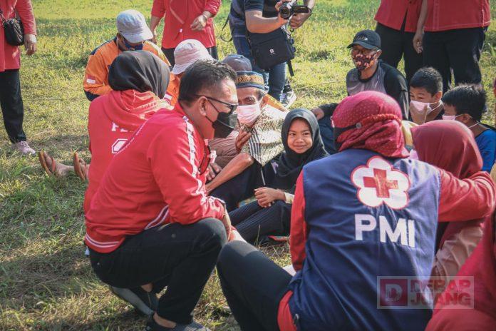 Kader Banteng Purbalingga Gelar Simulasi Penanggulangan Bencana dan Dropping Air Bersih Kepada Masyarakat