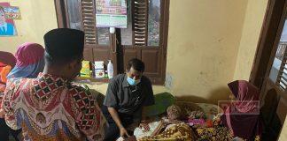 Kepedulian Junaedi Jenguk Senior Partai yang Sakit