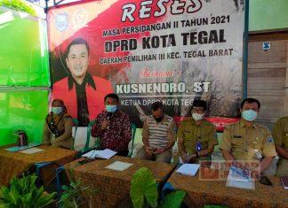 Kusnendro Gelar Reses di Kelurahan Debong Lor