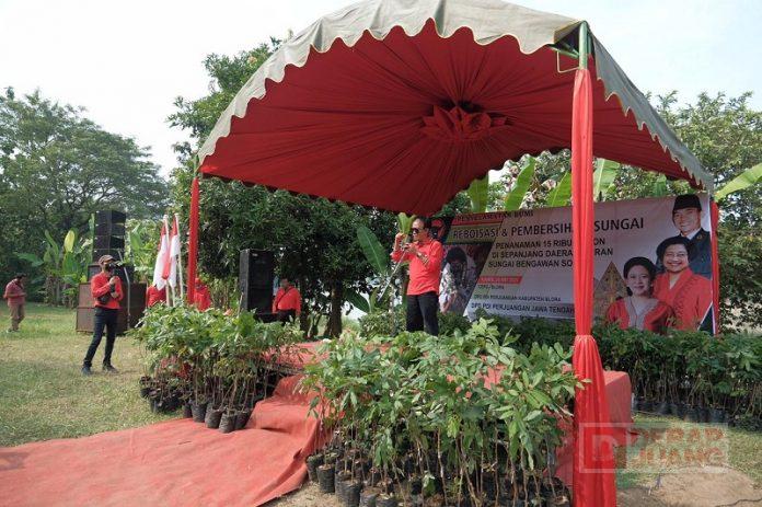 Manifestasi Politik Hijau, Kader Banteng Jawa Tengah Tanam 15 Ribu Pohon (2)