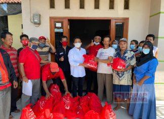 Mas Aldi Bagikan Bingkisan Lebaran untuk Anak Ranting