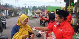 PAC PDI Perjuangan se-Batang Berbagi Takjil