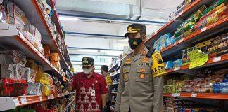 Pastikan Makanan Masih Layak, Bupati Ngesti Lakukan Sidak Dua Swalayan