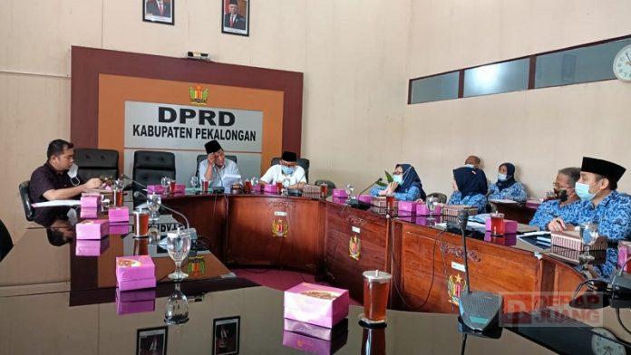 Pimpin Rapat, Taufik Rizal Kami Ingin Produk Hukum Bermanfaat untuk Masyarkaat