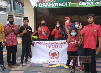 Sedulur Banteng Militan Klaten Berbagi Takjil di Bulan Ramadhan