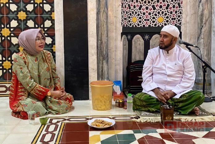 Sri Sumarni; Wejangan Habib Syech Selalu Menyejukan