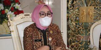 Tangani Sebaran Covid-19, Sri Sumarni Tekankan Kerja Keras kepada Tenaga Medis