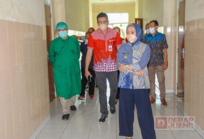 Antisipasi Lonjakan Covid-19, Bupati Tiwi Minta 2 RSUD di Purbalingga Tambah Ruang Isolasi