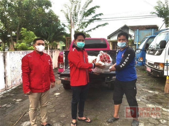 Bantu Dapur Umum Dinsos, CKJ Rembang Harap Hadirkan Manfaat Nyata
