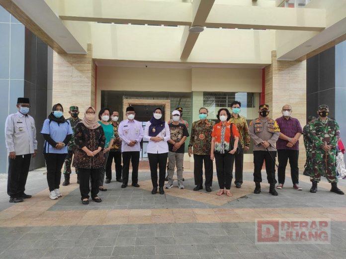 Bergerak Bersama, Kader PDI Perjuangan Kota Wali Pastikan Ketersediaan BOR