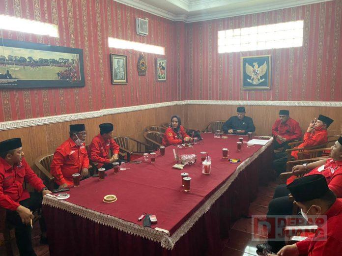 Bulan Bung Karno, DPC PDI Perjuangan Karanganyar Selenggarakan Rapat
