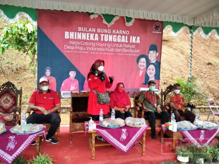 Bulan Bung Karno, Kadarwati Selenggarakan Gerakan Merawat Bumi di Embung Krikilan