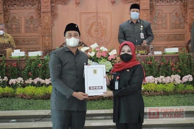 Bupati Bersama Ketua DPRD Klaten Gelar Rapat Paripurna Persetujuan 2 Raperda