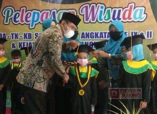 Hadiri Pelepasan Wisuda, Kusnendro: TBM Sakila Kerti Menjadi Spirit Pendidikan Kota Tegal