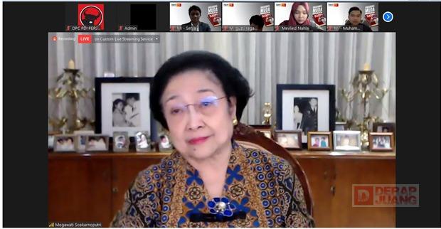 Ikuti Webinar, Kader Banteng Pati Ajak Kuatkan Fighting Spirit