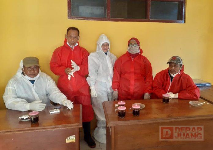 Jadi Garda Terdepan, Begini Cerita Perjuangan Ketua PAC Watukumpul Menjadi Relawan Covid-19 (2)