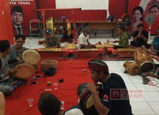 Nguri-nguri Budaya, DPC PDI Perjuangan Kota Tegal Gelar Latihan Musik Budaya