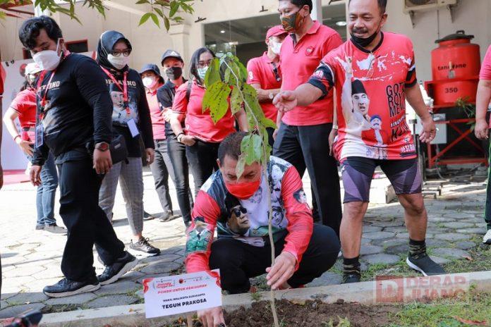 Peringati Bulan Bung Karno, DPC PDI Perjuangan Surakarta Tanam Pohon Sala