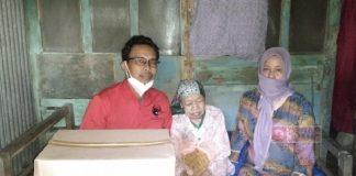 Pintu ke Pintu, Banteng Keling Serahkan Bantuan Sembako