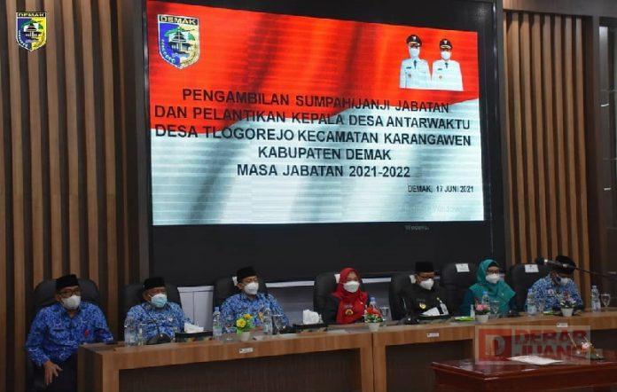 Resmi Lantik Kades Antar Waktu, Mbak Eisti Tekankan Kerja Cepat dan Tepat