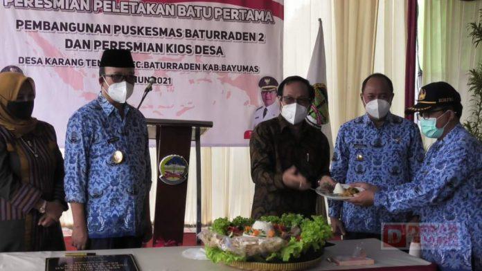 Resmikan Kios Desa Karangtengah, Achmad Husein Mampu Membangkitkan Perekonomian Masyarakat Desa