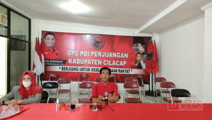 Saksikan Penganugerahan Hj. Megawati Secara Virtual, Taufik Suatu Kebanggaan Bagi Kader Banteng di Seluruh Indonesia