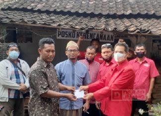 Sigap, PAC Gunungpati Bantu Korban Kebakaran