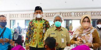 Sri Mulyani Tinjau Vaksinasi Massal di Gedung Sunan Pangandaran