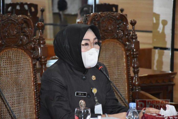 Sri Sumarni Minta Kontrol Mobilitas Masyarakat Tidak Dihentikan