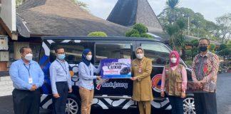 Sri Sumarni: Semoga Bantuan Mobil Ini Menambah Semangat Kawan di BPBD