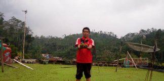 Tingkatkan Kesejahteraan Masyarakat, Ketua PAC PDI Perjuangan Pagentan Kembangkan Azolla