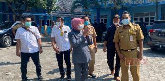 Tinjau Lokasi Ujian Perangkat Desa, Sri Sumarni Tegaskan Transparansi