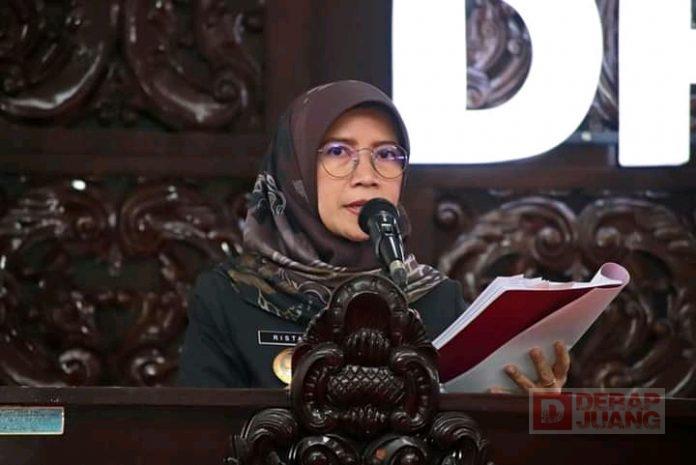 Wujud Komitmen Ristawati Purwaningsih Perangi Stunting