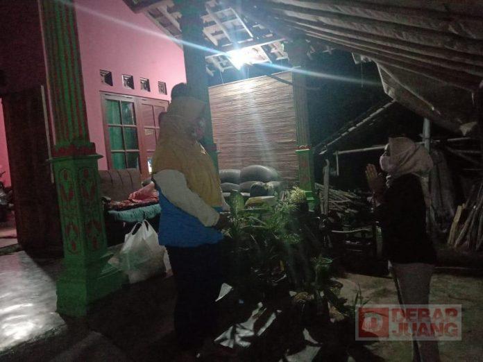 Arry Shinta Wati Berikan Bantuan Kepada Masyarakat Terdampak Covid-19 di Kabupaten Klaten
