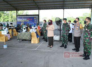 Buka Serbuan Vaksin Covid-19 di Yonif 413, Etik: Tetap Jaga Prokes