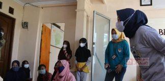 Bupati Tiwi Wujudkan Gerakan Gotong Royong Dalam Membantu Warga Isoman di Purbalingga