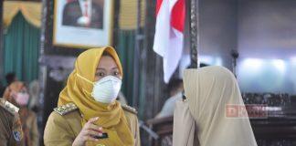 Tinjau Vaksinasi Sentra Pendopo, Mbak Eisti Tegaskan Pendopo Difungsikan Total untuk Rakyat