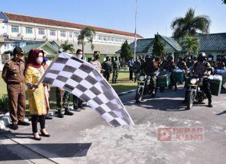 Etik Suryani Pimpin Apel dan Salurkan Bantuan Paket Sembako di Kodim 0726/Sukoharjo