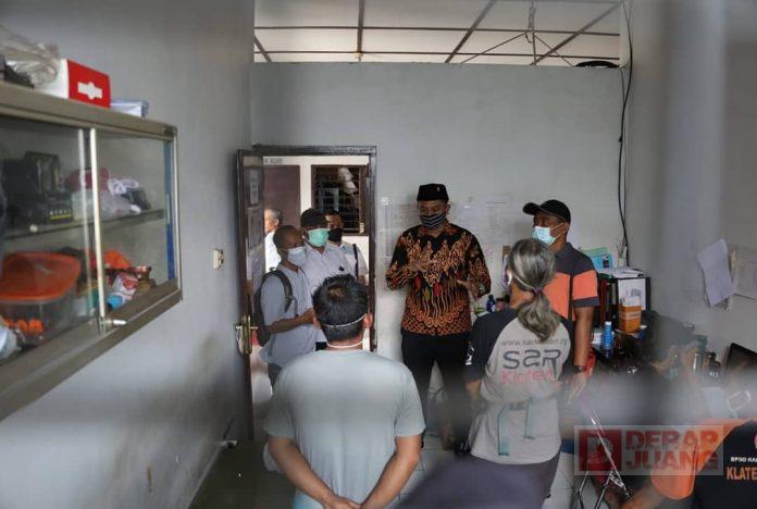 Hamenang Wajar Ismoyo Berikan Bantuan Kepada Relawan SAR Klaten