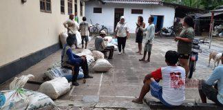 Harga Gabah Anjlok, Sri Ruwiyati Temui Petani di Desa Purwodadi