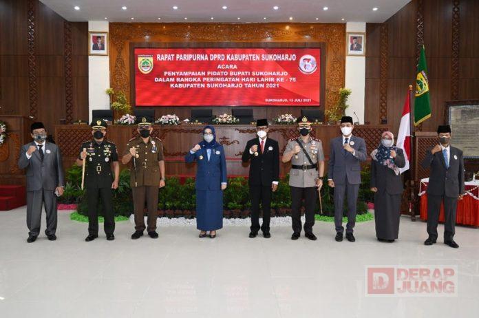 Ikuti Rapat Paripurna Istimewa Harlah Sukoharjo ke-75, Etik Dilaksanakan Dengan Sederhana