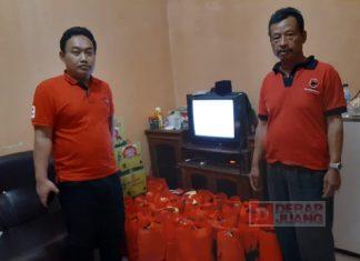 Ketua PAC PDI Perjuangan Belik Salurkan Bantuan Sembako ke Struktural dan Kader Partai
