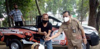 PDI Perjuangan Banyumas Berbagi Daging Kurban Kepada Masyarakat